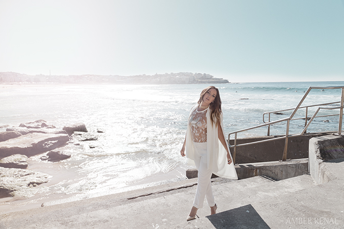 Amber Renae white outfit look inspiration Inspo OOTD beach waves fashion editorial photo shoot mood Bondi sydney boho blogger best